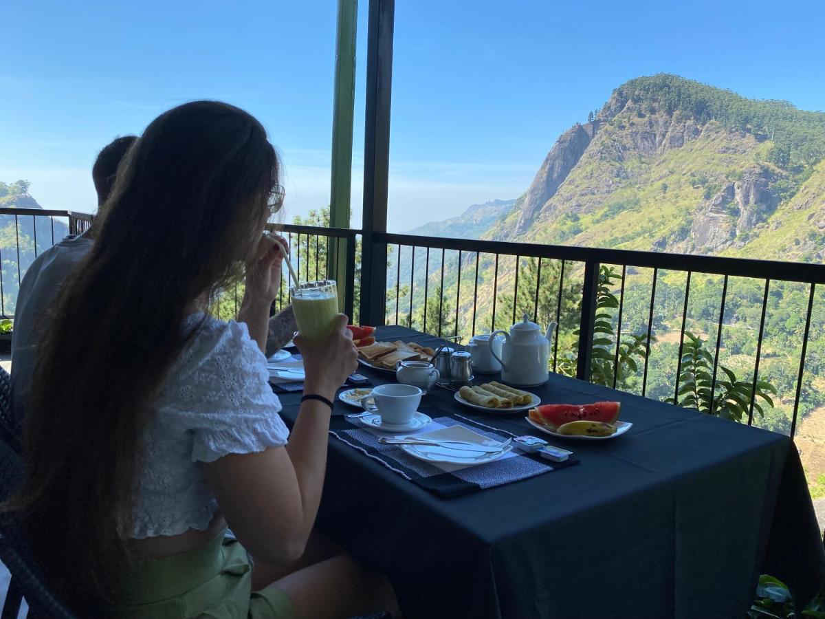 Star Gaze Lodge Елла Екстер'єр фото